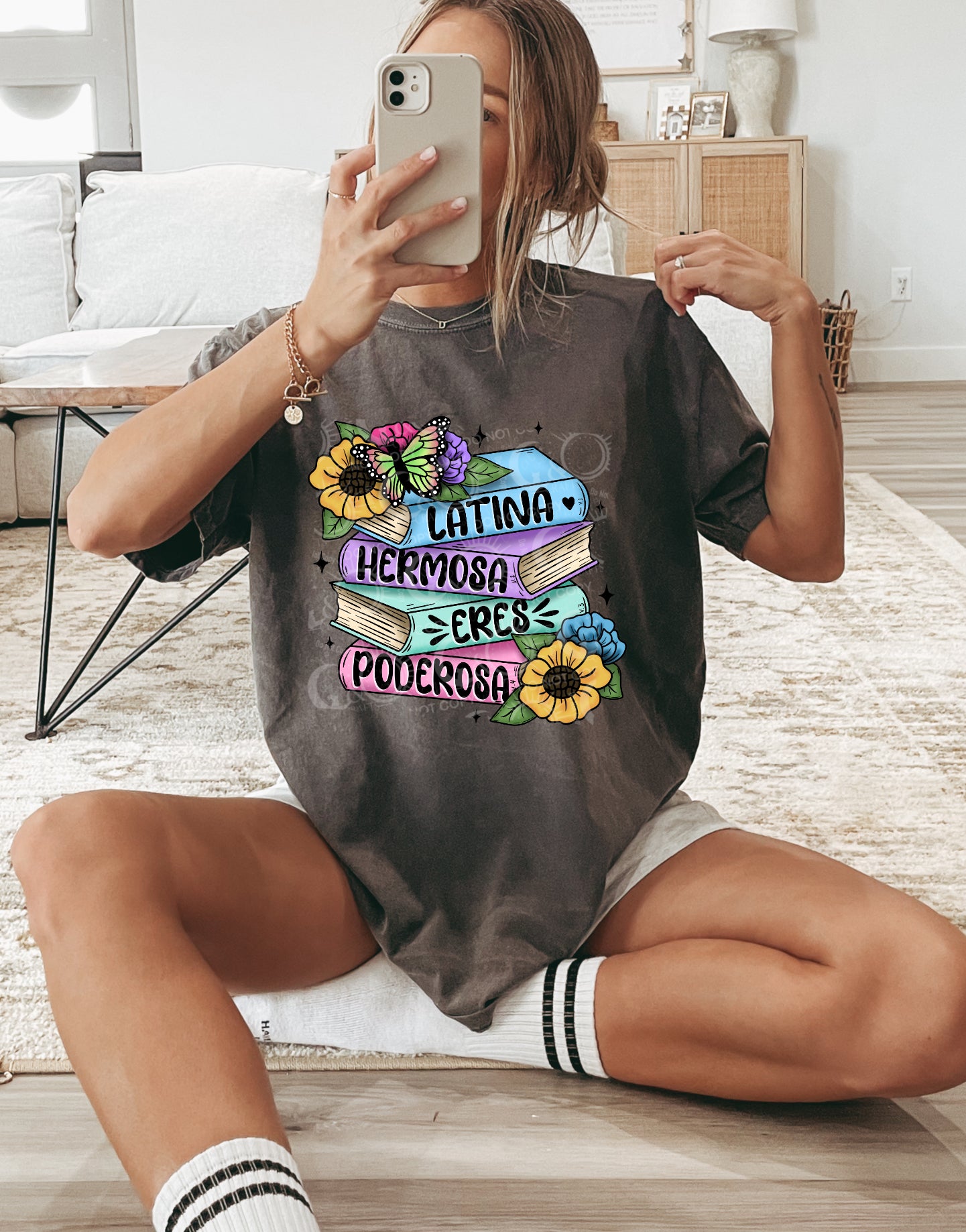 Butterfly Latina Poderosa PNG